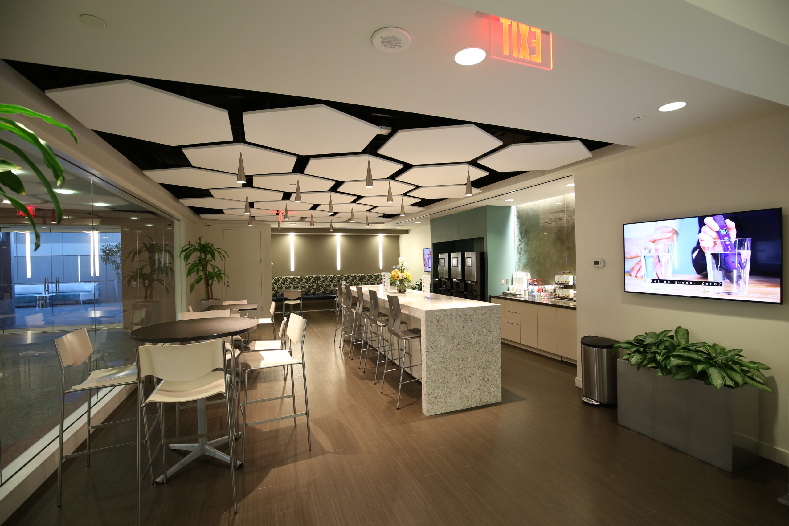 KBS Willow Oaks Corporate Center - Coffee Lounge