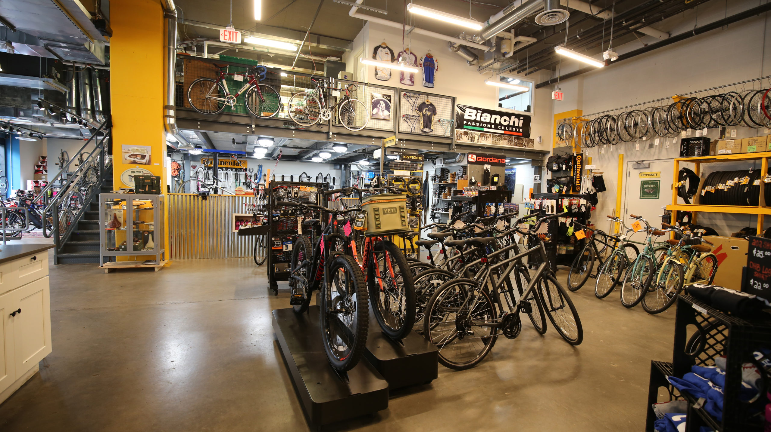 District Hardware & Bike - Retail